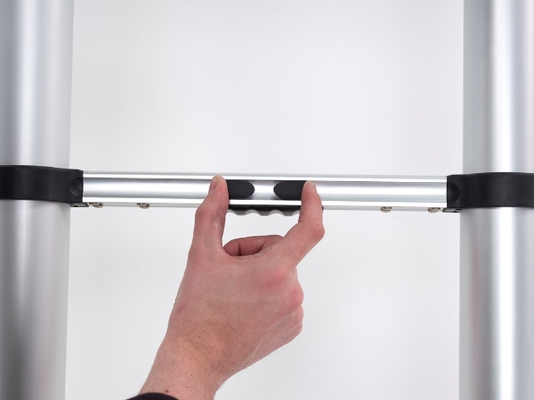 Afbeelding - https-www-ez-catalog-nl-Asset-923a46a8a4a640a8bf6c3c19fbe5b94e-ImageFullSize-Ladder-TL-Smart-Up-active-USP-5-one-klick-jpg